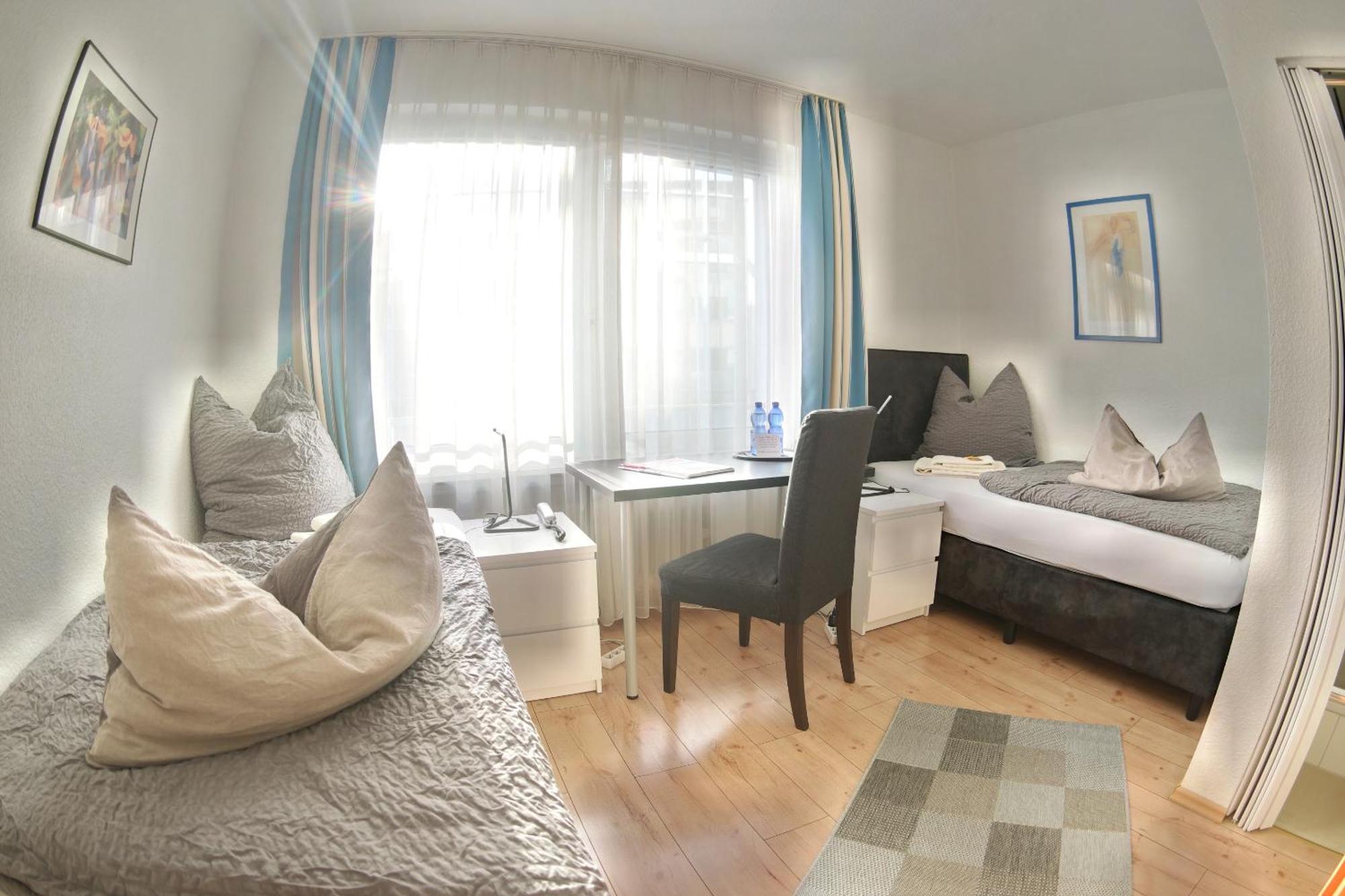 Hotel Merlin Garni Cologne Bilik gambar
