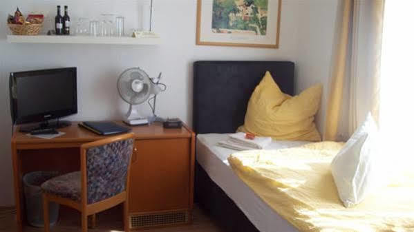Hotel Merlin Garni Cologne Luaran gambar